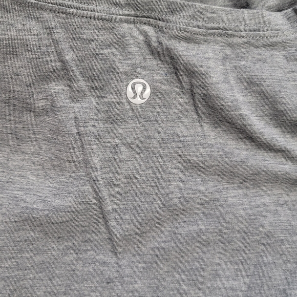 Lululemon Weekend long sleeve - Picture 4 of 8